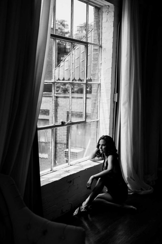 Shades of Gray: Black & White Photography for Boudoir